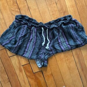 XL Mossimo Baja Boho striped short shorts